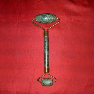 Jade facial roller